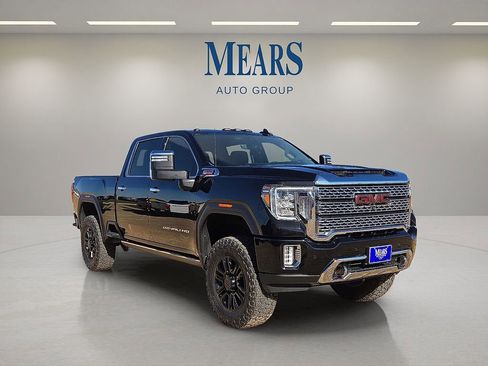 Used 2022 GMC Sierra 2500 Denali w/ Denali Black Diamond Edition image 7