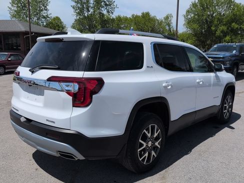 Used 2023 GMC Acadia SLE w/ Driver Convenience Package AWD/4WD image 4