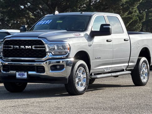 Used 2024 RAM 2500 Big Horn w/ Bed Utility Group image 8