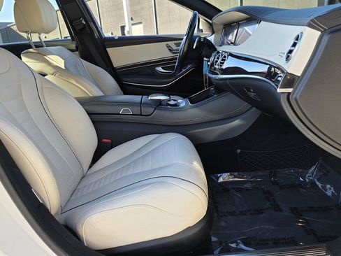 Used 2017 Mercedes-Benz S 550 Sedan w/ Sport Package w/ Sport Package image 26