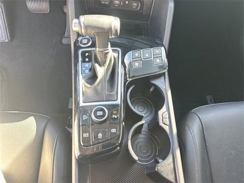 Certified 2025 Kia Sportage SX image 28