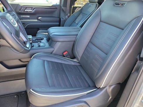 Used 2025 GMC Sierra 1500 AT4X image 13