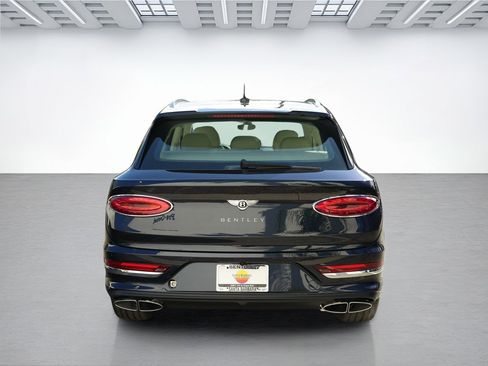 New 2026 Bentley Bentayga image 5