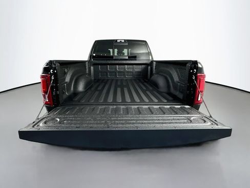 New 2026 RAM 2500 Laramie w/ Sport Appearance Package AWD/4WD image 15
