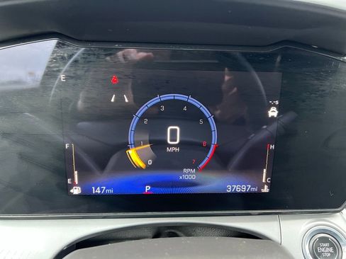 Used 2024 Chevrolet Trax LT w/ Sunroof Package image 30