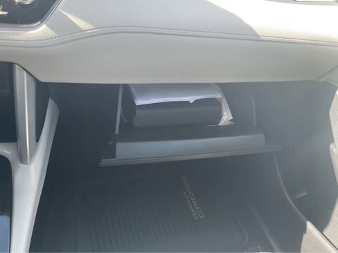 Used 2024 Toyota Corolla Cross L image 24