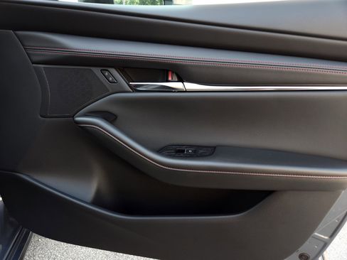 Used 2025 MAZDA MAZDA3 Carbon image 38