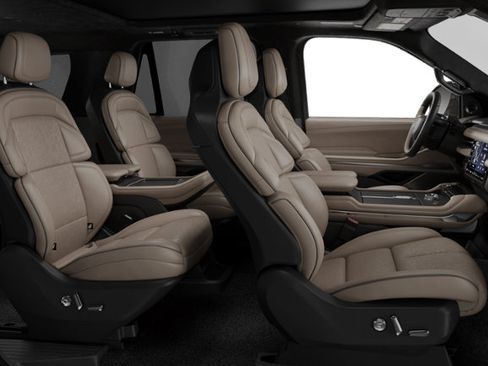 New 2027 Lincoln Navigator Black Label AWD/4WD image 13