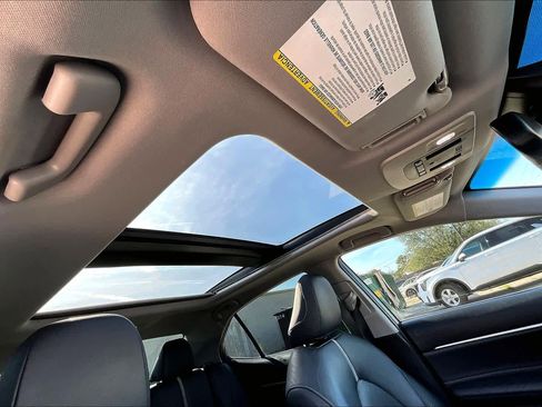 Used 2018 Toyota Camry XSE w/ Protection Package (Q2) image 11