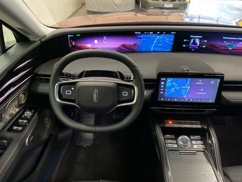 New 2026 Lincoln Nautilus Reserve image 18