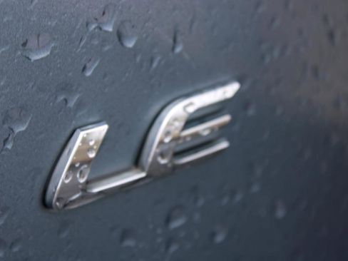 Used 2022 Toyota Corolla LE FWD image 7