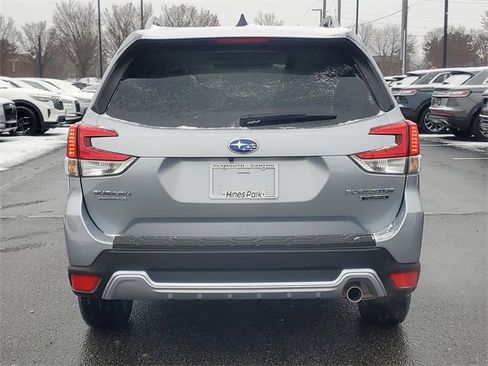 Used 2024 Subaru Forester Touring w/ Pop Package 2 image 6