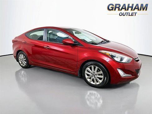 Used 2015 Hyundai Elantra SE w/ Option Group 02 FWD image 1