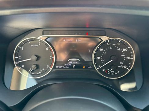 Used 2022 Nissan Rogue SV FWD image 21