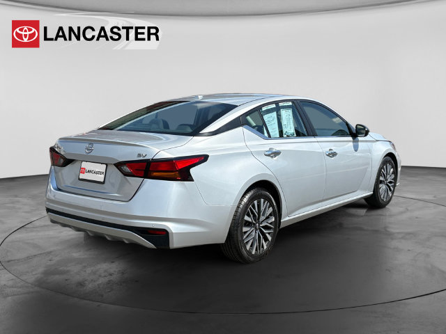 Used 2024 Nissan Altima 2.5 SV FWD image 7