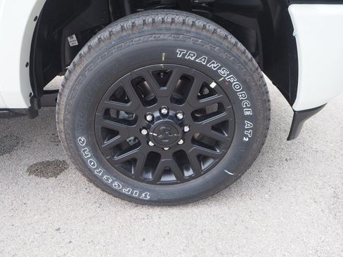 New 2025 RAM 2500 Limited image 5