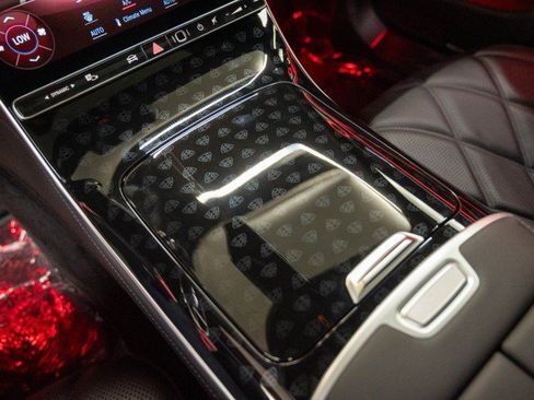 New 2026 Mercedes-Benz Maybach S 580 4MATIC image 33