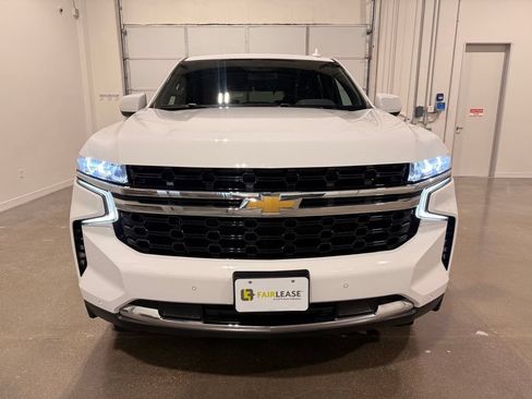 Used 2024 Chevrolet Tahoe LS RWD image 2