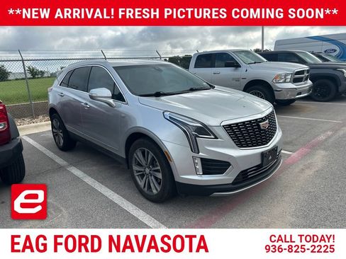 Used 2020 Cadillac XT5 Premium Luxury FWD image 1