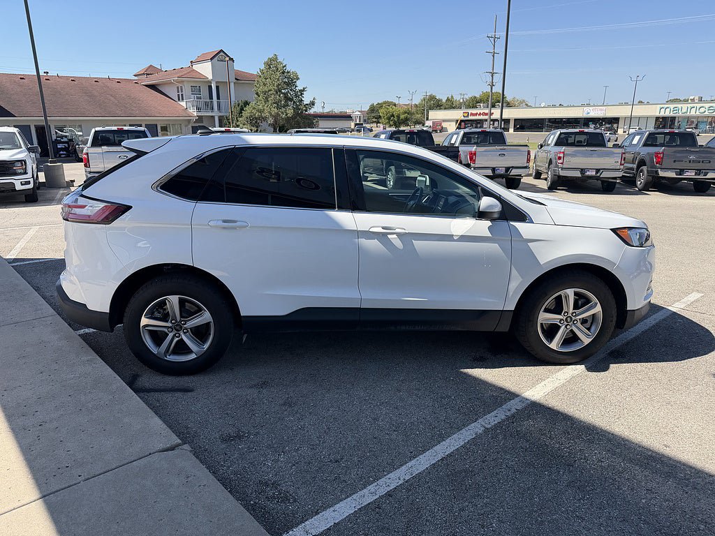 Used 2024 Ford Edge SEL w/ Convenience Package AWD/4WD image 6