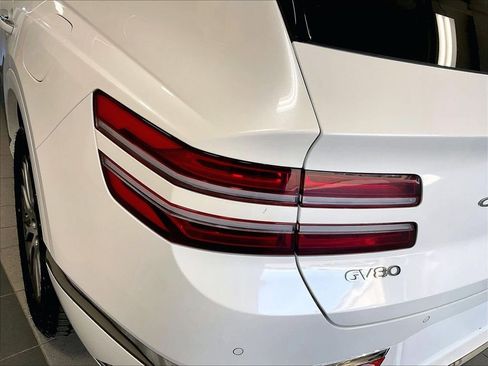 Used 2025 Genesis GV80 2.5T Standard AWD/4WD image 33