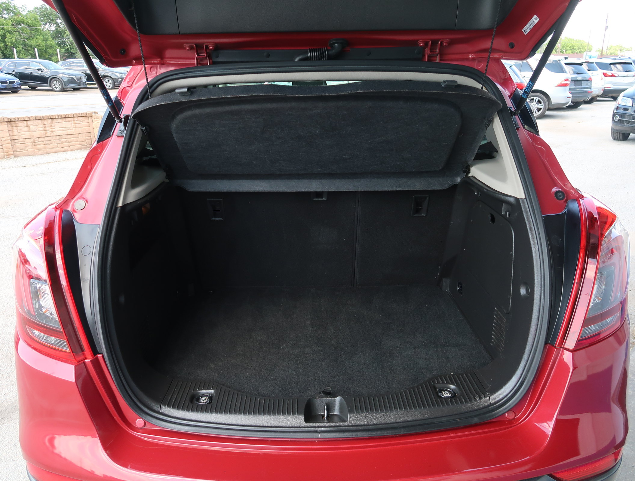Used 2018 Buick Encore Preferred FWD image 34