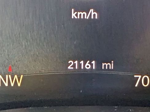 Certified 2021 Chrysler Pacifica Touring-L w/ S Appearance Package image 26