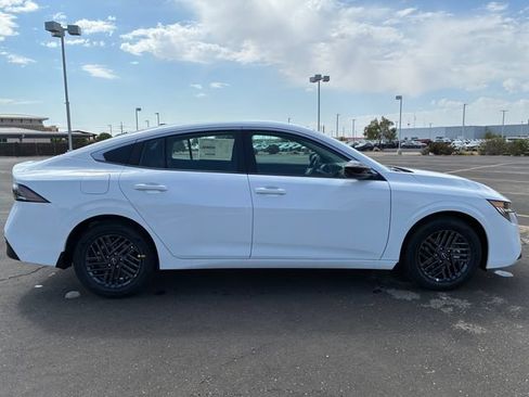 New 2026 Nissan Sentra SV w/ SV Convenience Package FWD image 7