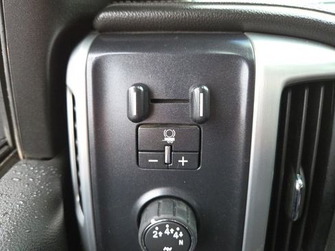 Used 2018 GMC Sierra 3500 SLE w/ SLE Preferred Package image 7