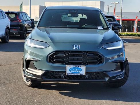 New 2025 Honda HR-V Sport image 2