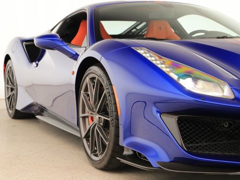 Used 2020 Ferrari 488 Pista Coupe RWD image 14