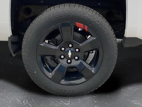 Used 2017 Chevrolet Silverado 1500 LTZ Z71 w/ Redline Edition image 44