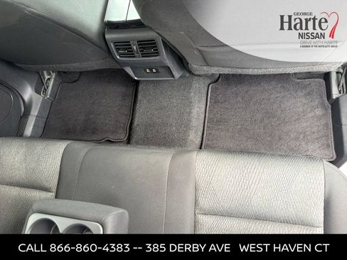 Certified 2025 Nissan Rogue SV AWD/4WD image 30