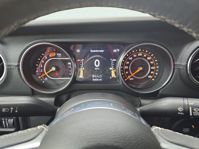 Used 2019 Jeep Wrangler Unlimited Sahara AWD/4WD image 33