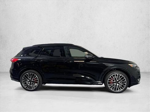 New 2026 Audi SQ5 Prestige AWD/4WD image 25