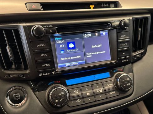 Used 2018 Toyota RAV4 XLE AWD/4WD image 13