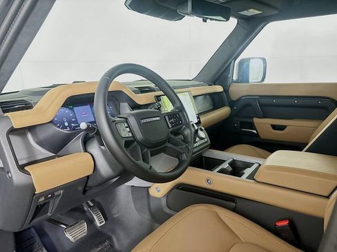 New 2026 Land Rover Defender 130 V8 AWD/4WD image 9