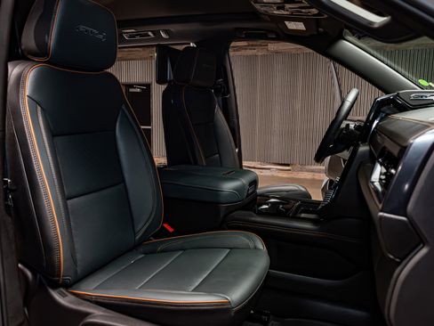 Used 2026 GMC Yukon XL AT4 w/ AT4 Premium Plus Package image 28