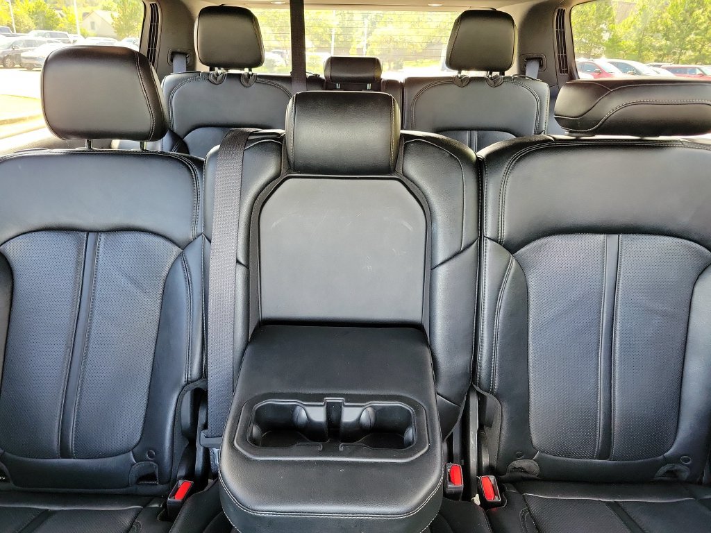 Used 2024 Jeep Wagoneer Series II AWD/4WD image 18
