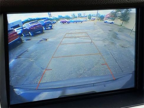 Used 2020 GMC Yukon SLE w/ SLE Value Package image 13