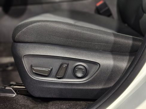 Used 2024 Toyota RAV4 XLE image 23