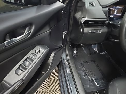 Used 2022 Nissan Altima 2.5 SV image 27