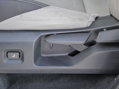 Used 2024 Toyota Tacoma TRD Off-Road image 20