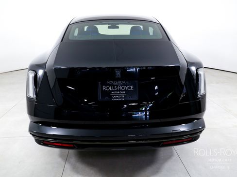 New 2025 Rolls-Royce Spectre Black Badge w/ Spectre Enhancement Package image 9