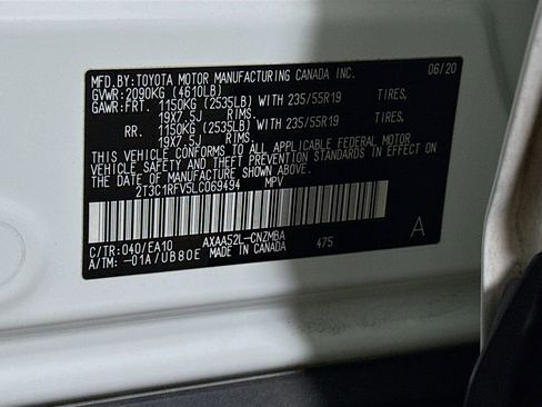 Certified 2020 Toyota RAV4 XLE Premium FWD image 33