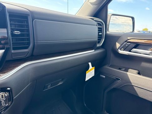 New 2026 GMC Sierra 1500 Elevation w/ Elevation Premium Package AWD/4WD image 29