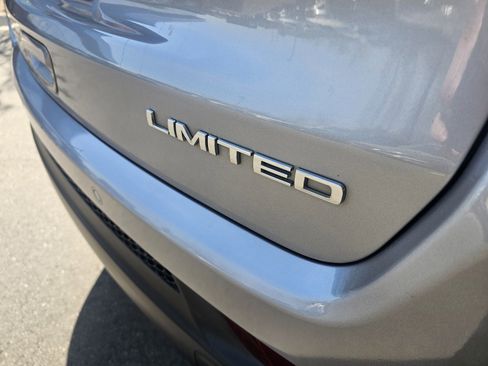 Used 2019 Jeep Compass Limited w/ Advanced Safety Group image 9