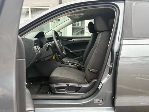 Used 2021 Volkswagen Passat 2.0T S image 9