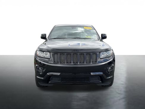 Used 2014 Jeep Grand Cherokee Altitude AWD/4WD image 3