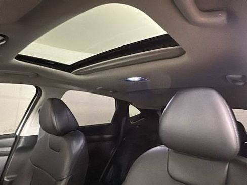 Used 2025 Hyundai Tucson SEL FWD image 12
